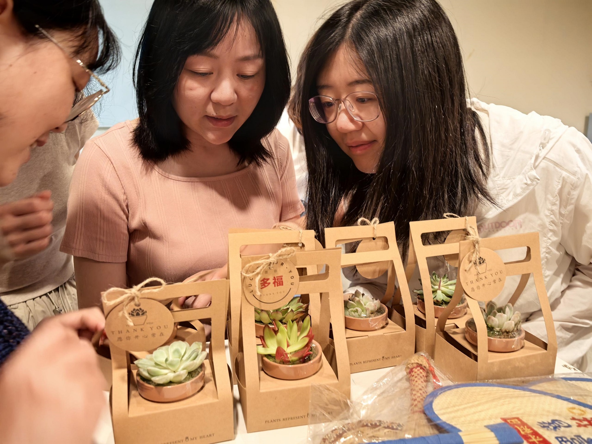 ac4d5844-ceb4-4df0-bcaf-56010a13ce0d